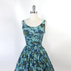 vintage 50s fit flare full skirt party dress bodice