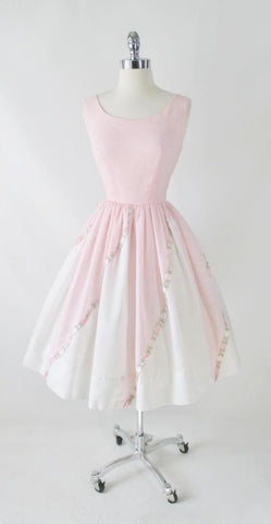 Vintage 50's Pink & White Embroidered Flower Fit & Flair Party Dress S