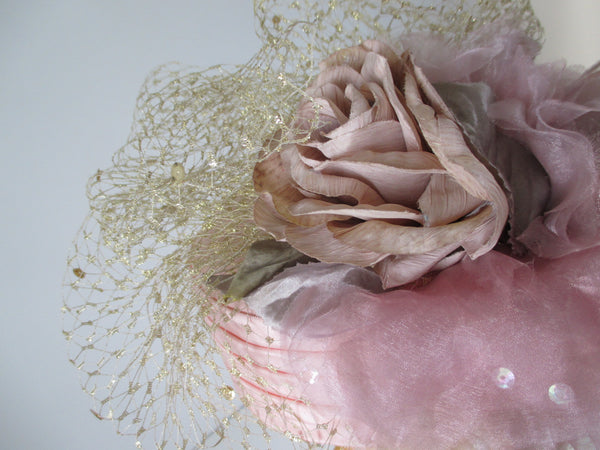 Vintage WHITTALL & SHON Pink Roses Gold Net Veil Pillbox Hat  display picture 2