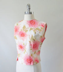 Vintage 60's 50's Sleeveless Pink Flower Button Back Shell Top - Bombshell Bettys Vintage