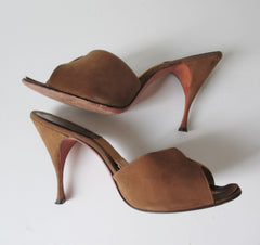 Vintage 60's Cocoa Suede Springolator Heels Shoes 8 / 8.5 M - Bombshell Bettys Vintage