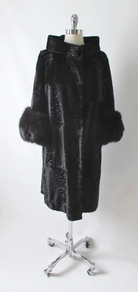 Vintage Black Velvet Fox Fur Evening Swing Coat M  L - Bombshell Bettys Vintage