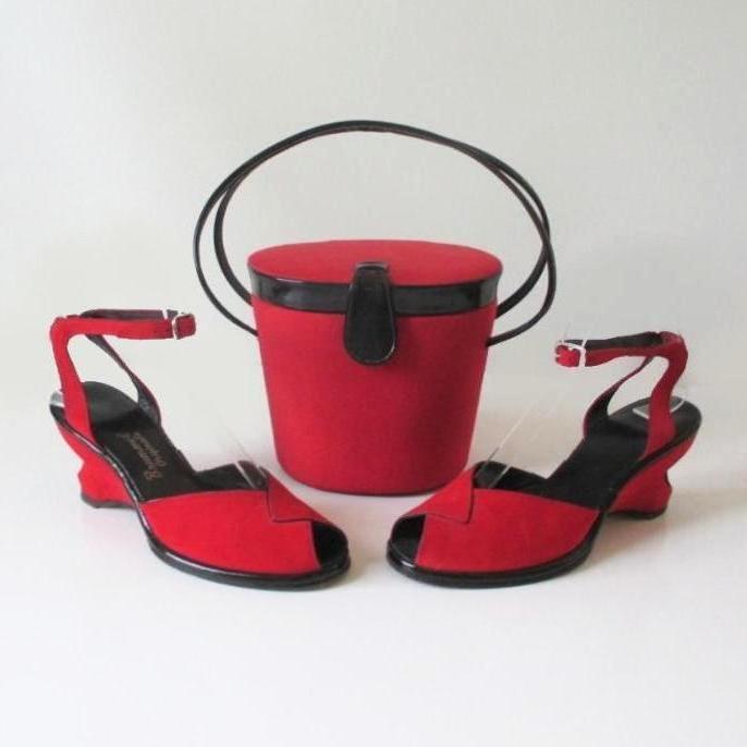 RESERVED • Vintage 50's Red Atomic Wedge Heels & Matching Bucket Bag Purse 6.5 - Bombshell Bettys Vintage