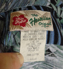 Hilo Hattie Men’s Blue Exotic Palm Hawaiian Aloha Shirt L - Bombshell Bettys Vintage