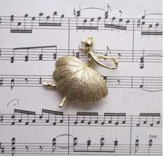 Vintage Ballerina Gold Brooch Pin - Bombshell Bettys Vintage