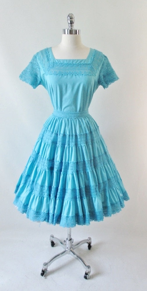 Vintage 50's Aquamarine Desert Flower Patio / Squaw Skirt Blouse Set L - Bombshell Bettys Vintage