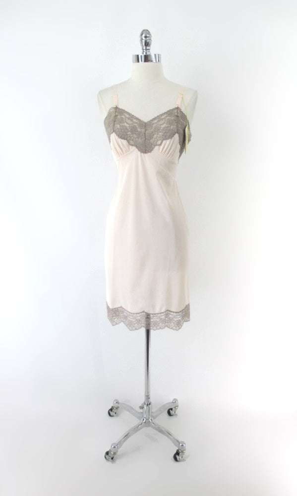 Vintage 50s 60s Taupe & Peach Deena Slip 34 NWT S