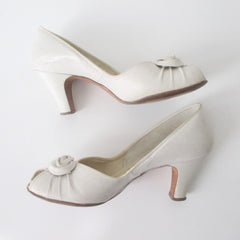 Vintage 40s 50s White Knotted Vamp Peep Toe Heels Shoes 7 / 7.5