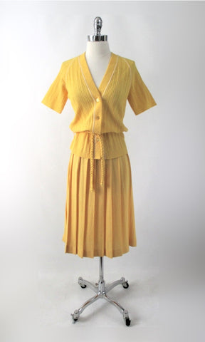 • Vintage 70s Yellow Knit Sweater Top Skirt Matching Belt Set S