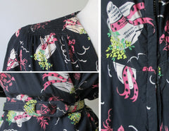 • Vintage 40's Black Pink Houses & Hats Novelty Print Rayon Day Dress L / XL - Bombshell Bettys Vintage