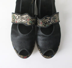Vintage 40s Black Satin & Gold Brocade Slingback Wedge Slippers / Shoes 8 - Bombshell Bettys Vintage