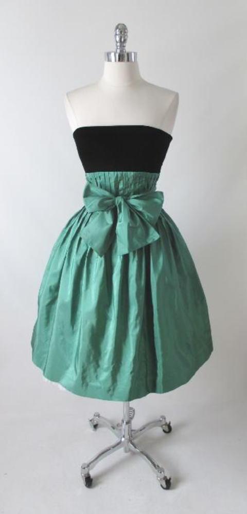• Vintage 80's Strapless Green Silk Black Velvet Full Skirt Party Dress S - Bombshell Bettys Vintage