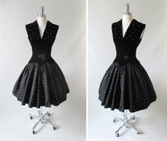 • Vintage 50's Black Velvet Pearl & Flocked Starburst Party Dress M - Bombshell Bettys Vintage