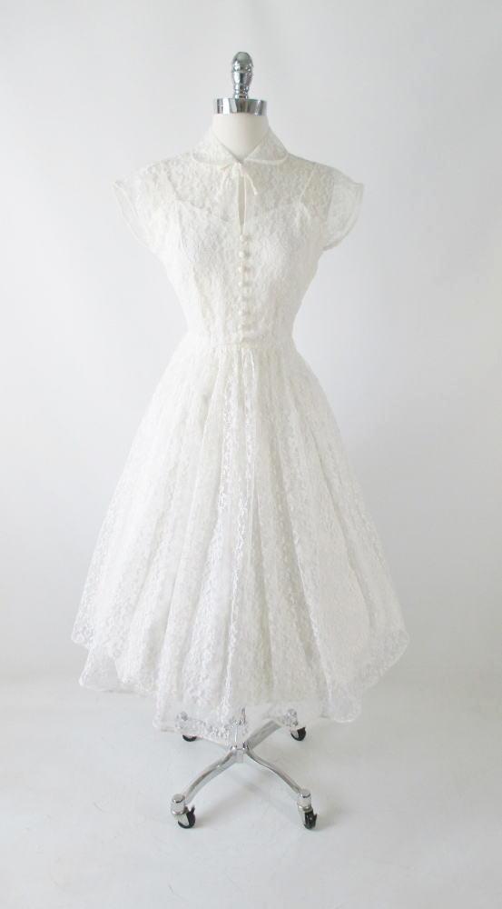 Vintage 50's White Lace Wedding Dress M - Bombshell Bettys Vintage