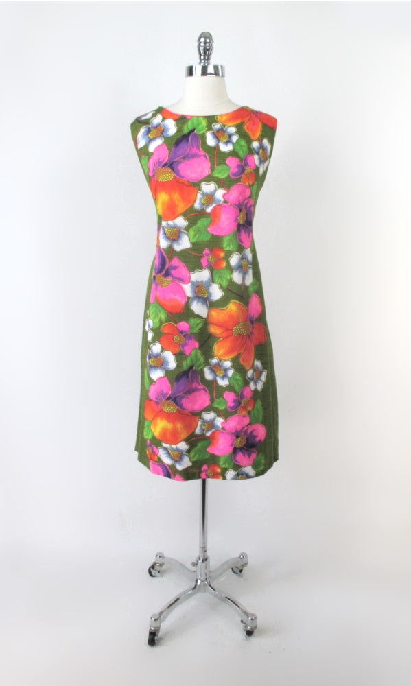 Vintage 60s Vibrant Floral Watteau Pleat Barkcloth Shift Dress XL