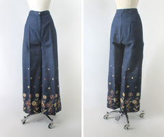 Vintage 70s Embroidered Rainbow Flower Bell Bottom Jeans S