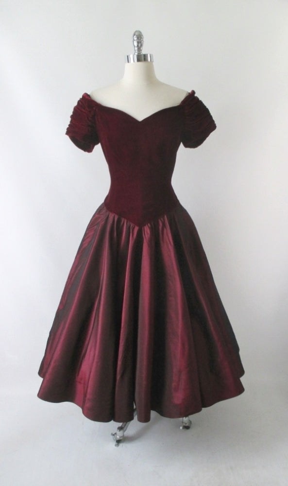Vintage 80's / 50's Style Deep Red Velvet Sharkskin Taffeta Full Skirt Party Dress L - Bombshell Bettys Vintage
