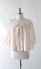 Vintage 40's Barbizon Elfin Peach & Lace Bed Jacket M / L - Bombshell Bettys Vintage