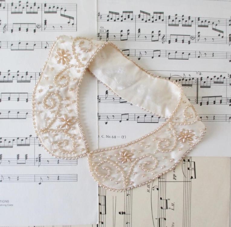 Vintage Pearl Beaded Collar Choker - Bombshell Bettys Vintage