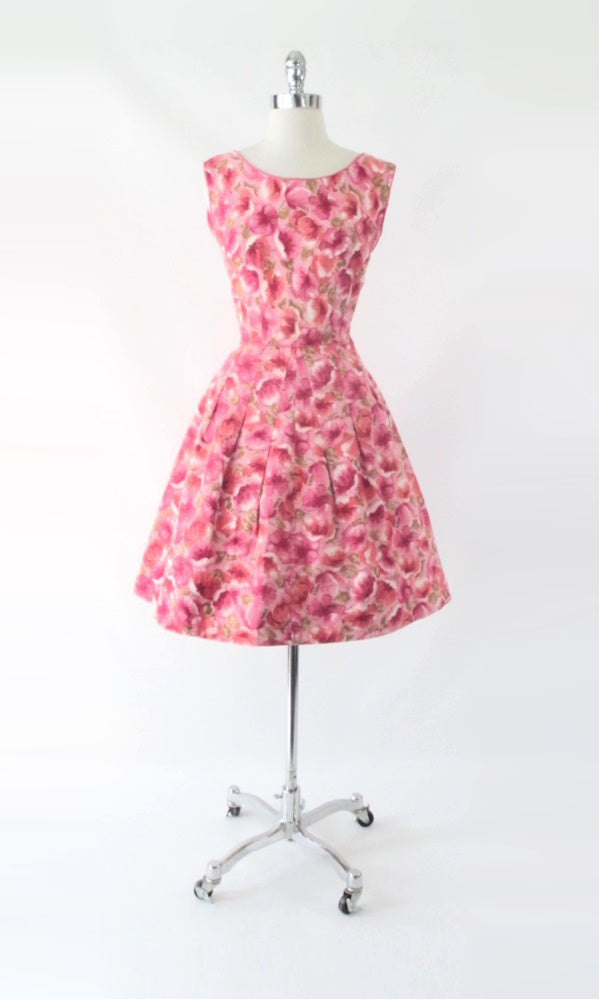 Vintage 50s Pink Poppy Floral Fit & Flare Day Party Dress S Bombshell Bettys Vintage Vintage 50s Pink Poppy Floral Fit & Flare Day Party Dress S Bombshell Bettys Vintage
