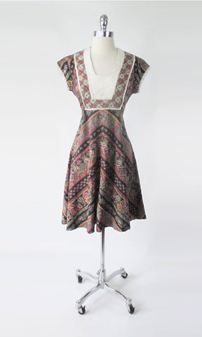 Vintage 70s Bohemian Paisley Eyelet Midi Dress S