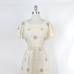 Vintage Antique White Embroidered Mexican Dress One Size