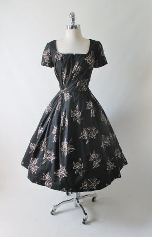 Vintage 50's 60's Black Gold Hawaiian Print Full Skirt Party Dress M