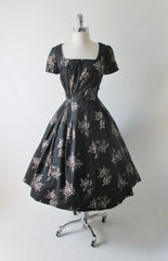 Vintage 50's 60's Black Gold Hawaiian Print Full Skirt Party Dress M - Bombshell Bettys Vintage