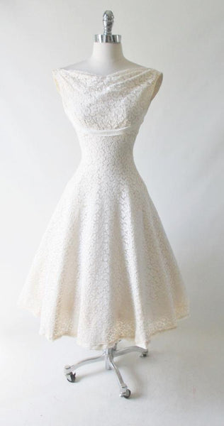 Vintage 50's White Lace Wedding Dress XS – Bombshell Bettys Vintage