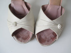 Vintage 50's White Wedding Rosette Springolator Heels Shoes 8 / 8.5 M - Bombshell Bettys Vintage