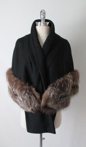 • Vintage 40's 50's Black Wool Fox Fur Wrap Cape Shawl One Size