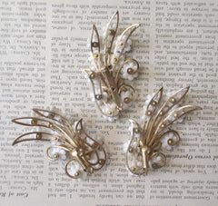 Vintage 50's 60's Emmons Thermoplastic Celluloid White Flower Pastel Rhinestone Brooch Earrings Set - Bombshell Bettys Vintage