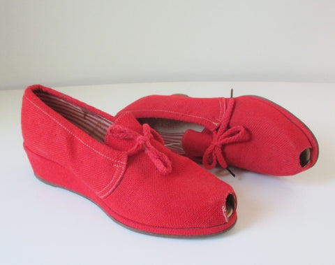 Vintage 40's Red Canvas Peep Toe Wedge Heels Casual Shoes 8