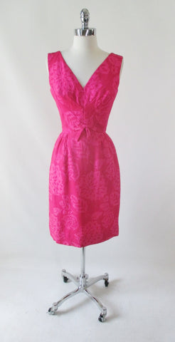 Vintage 50's 60's Pink Floral Matelassé Sheath Party Dress S