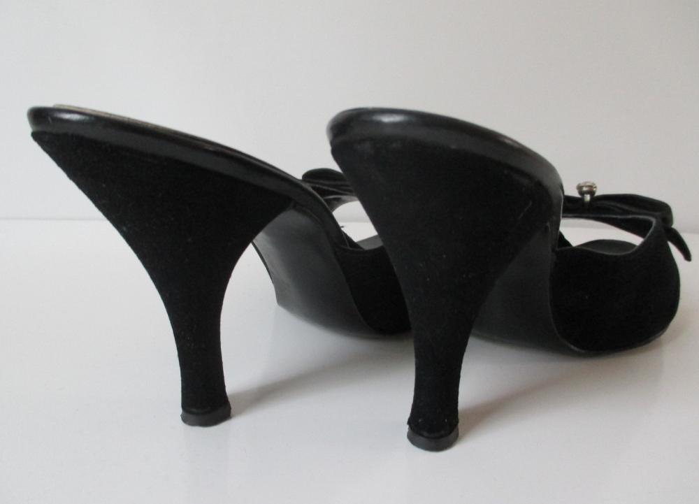 Vintage 50's Black deals Leather Bow Heels