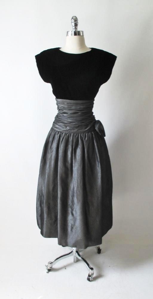 Vintage 80's Black Velvet Silver Taffeta Rosette Party Dress M