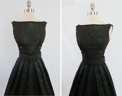 • Vintage 50's Emerald Green Red Lace Swing Skirt Party Dress XS - Bombshell Bettys Vintage