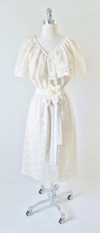 • Vintage 70's  Cream Lace Ruffled Special Occasion Party Dress