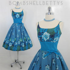 • Vintage 50's Hawaiian Kamehameha Aqua Floral Full Swing Skirt Summer Dress S - Bombshell Bettys Vintage