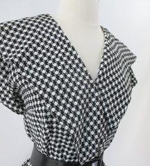 vintage 50s full skirt day black white gingham houndstooth  shawl collar medium dress bombshell bettys vintage left