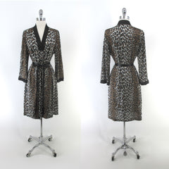Vintage 70s Vanity Fair Leopard Robe 38 L
