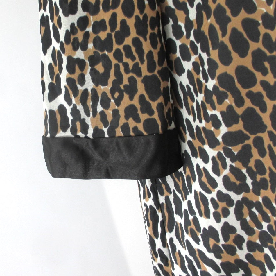 Vintage 70s Vanity Fair Leopard Robe 38 L – Bombshell Bettys Vintage