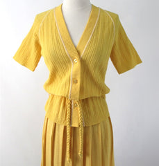 • Vintage 70s Yellow Knit Sweater Top Skirt Matching Belt Set S