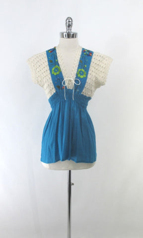 • Vintage Crochet & Embroidered Peasant Top Blouse S