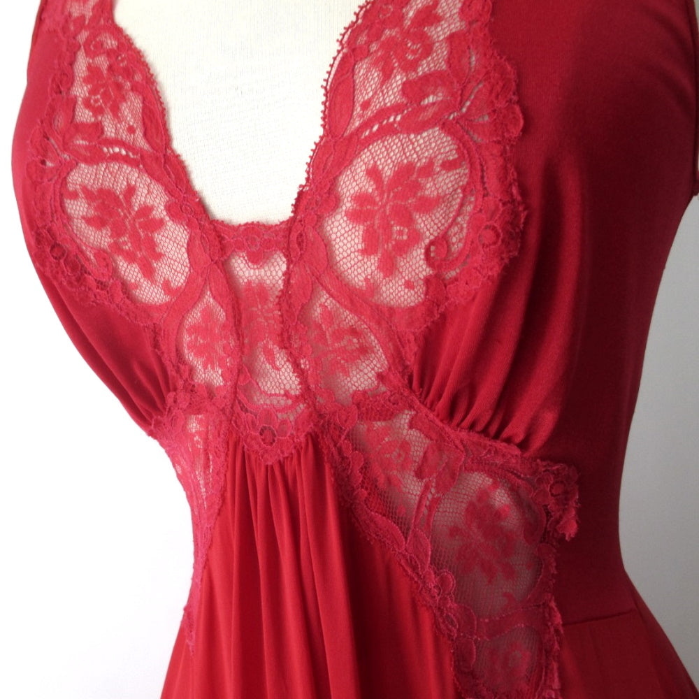 Vintage 70s Red Olga Bodysilk Nightgown & Robe Set M
