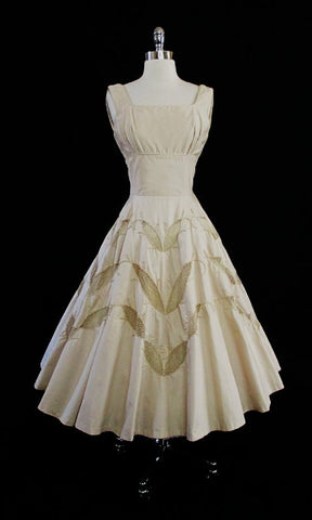 • Vintage 50's Champaign Golden Cut-Out Embroidered Leaves Party Dress S