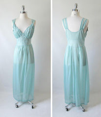 • Vintage 50's Teal Embroidered Flowers Full Length Night Gown S - Bombshell Bettys Vintage