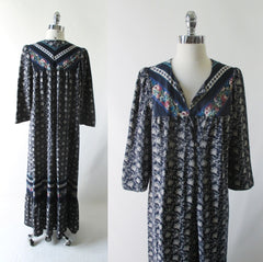 Vintage 70's Hawaiian Kaftan / Caftan Rayon Tunic Dress - Bombshell Bettys Vintage