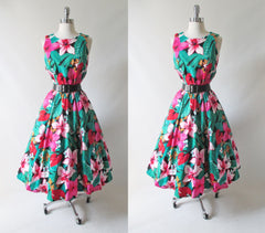 • Vintage 80's / 50's Inspired Tropical Flowers Full Skirt Day Dress - Bombshell Bettys Vintage